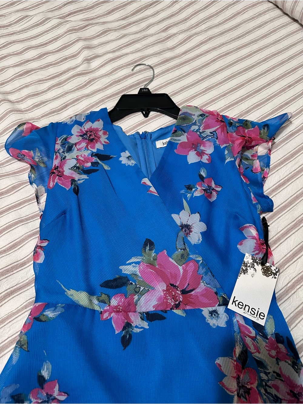 Kensie Blue Floral V-Neck Women’s Dress